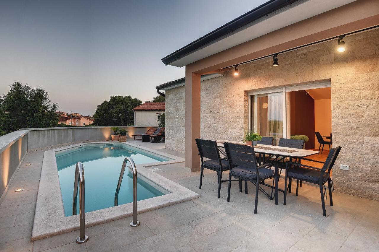 Vila Una With Private Pool Near Rovinj - Open 2022 Rovinjsko Selo Eksteriør bilde