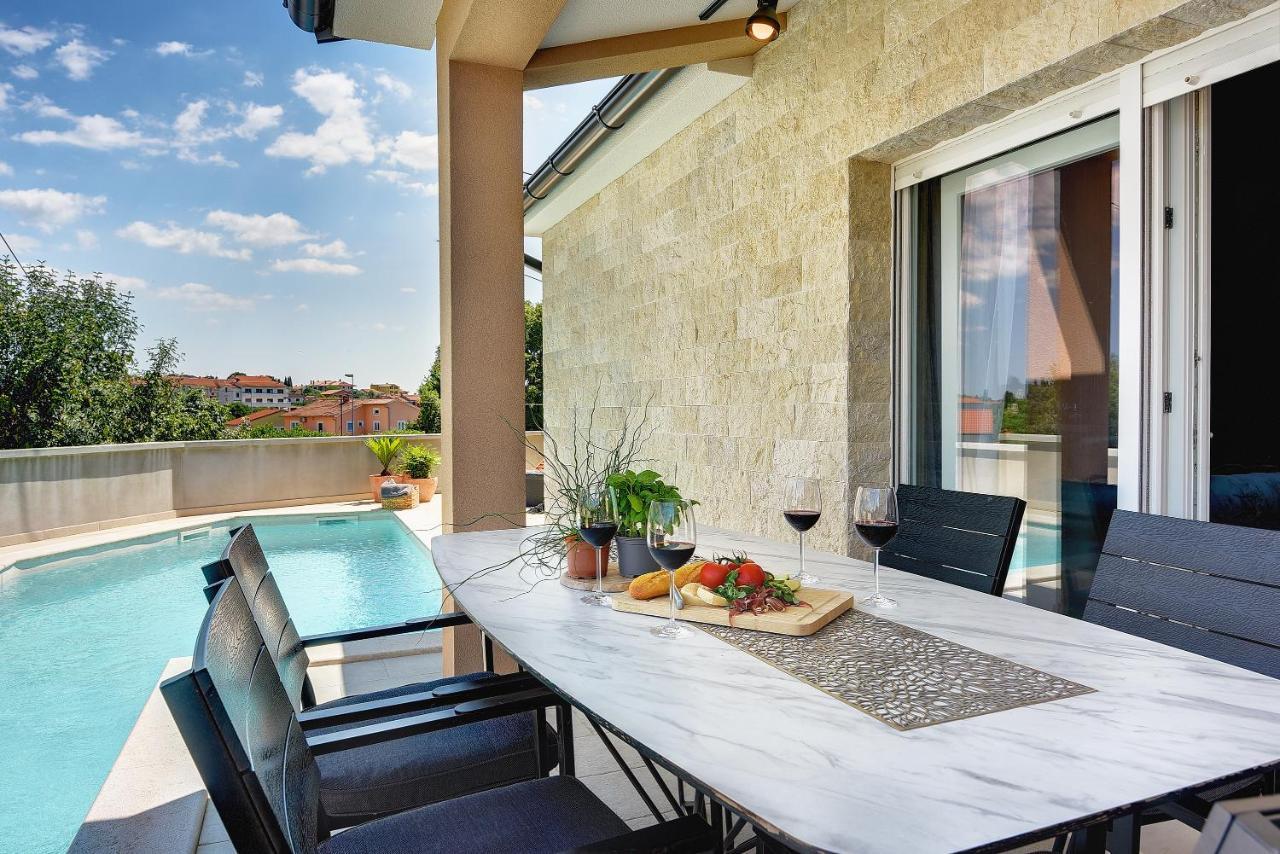 Vila Una With Private Pool Near Rovinj - Open 2022 Rovinjsko Selo Eksteriør bilde